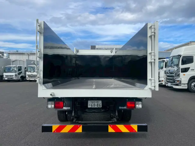 日野 レンジャー 2KG-FX2ABA(4WD)の写真10