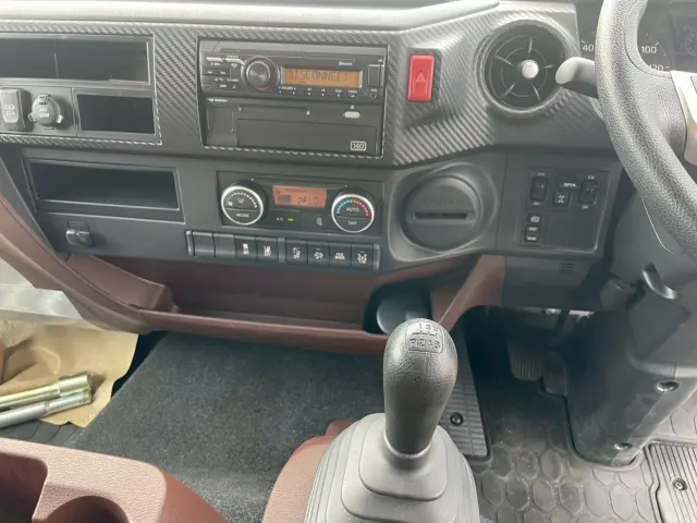 日野 レンジャー 2KG-FX2ABA(4WD)の写真33