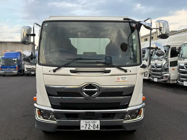日野 レンジャー 2PG-FC2ABA(2WD)の写真2
