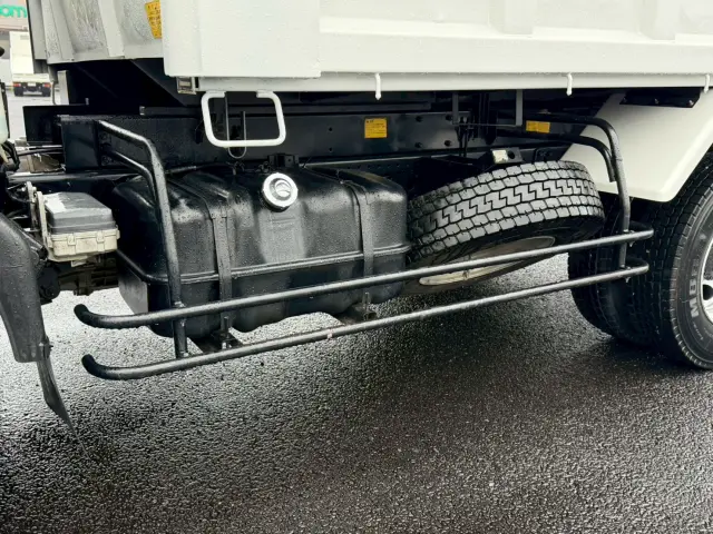いすゞ フォワード TKG-FRR90S2(2WD)の写真12