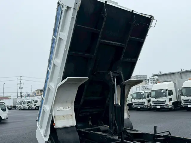 いすゞ フォワード TKG-FRR90S2(2WD)の写真29