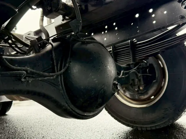 いすゞ フォワード TKG-FRR90S2(2WD)の写真34