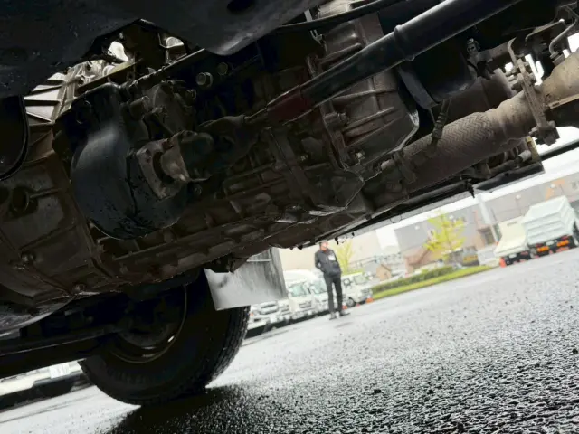 いすゞ フォワード TKG-FRR90S2(2WD)の写真36
