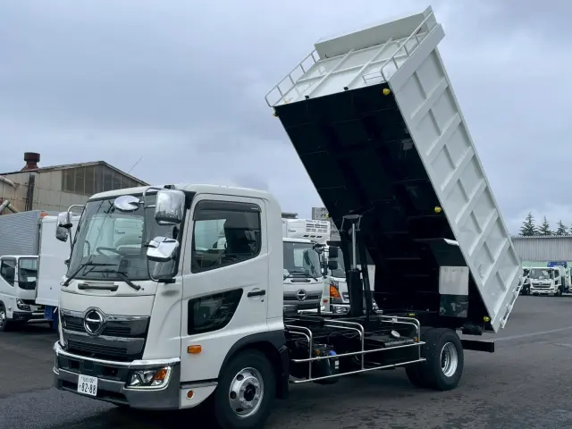 日野 レンジャー 2PG-FC2ABA(2WD)の写真1