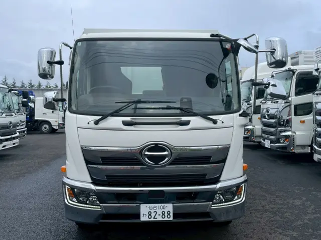 日野 レンジャー 2PG-FC2ABA(2WD)の写真2