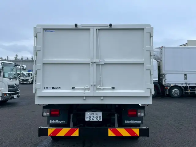 日野 レンジャー 2PG-FC2ABA(2WD)の写真5