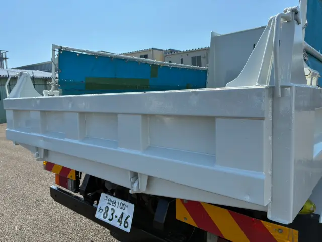 いすゞ フォワード 2RG-FRR90S1の写真18