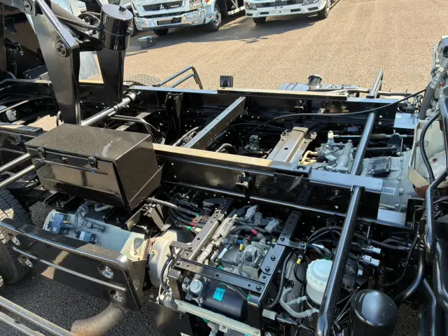 いすゞ フォワード 2RG-FRR90S1の写真25