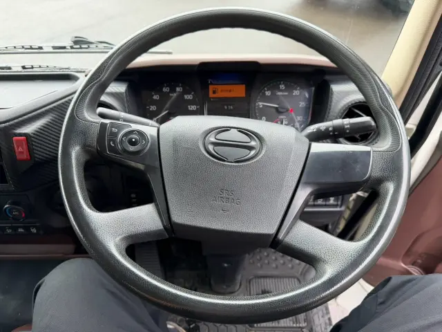 日野 レンジャー 2KG-FD2ABA(2WD)の写真48