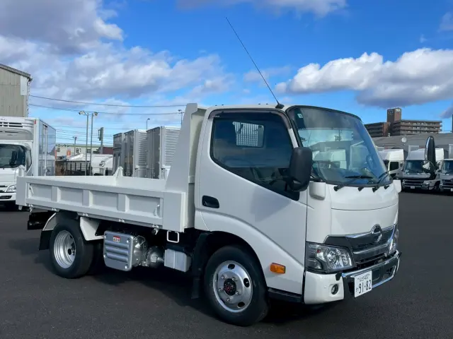 日野 デュトロ 2KG-XZU675T(4WD)の写真3