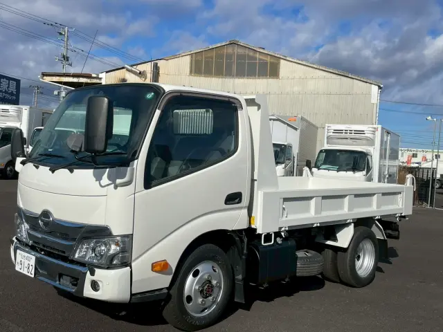 日野 デュトロ 2KG-XZU675T(4WD)の写真9