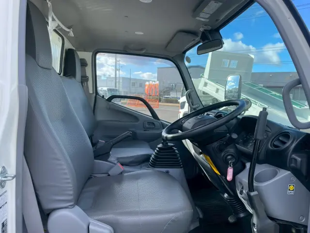 日野 デュトロ 2KG-XZU675T(4WD)の写真35