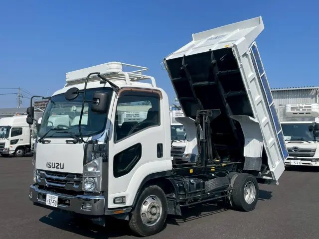 いすゞ フォワード TKG-FRR90S2(2WD)の写真1