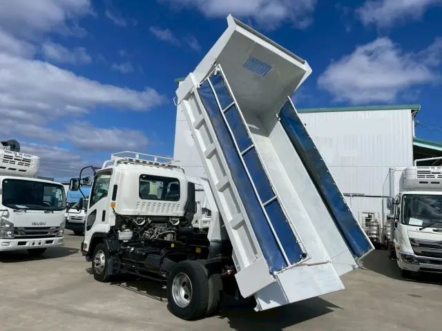 いすゞ フォワード TKG-FRR90S2(2WD)の写真15