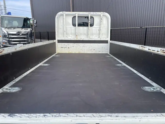 日野 デュトロ 2RG-XZC605M(2WD)の写真11