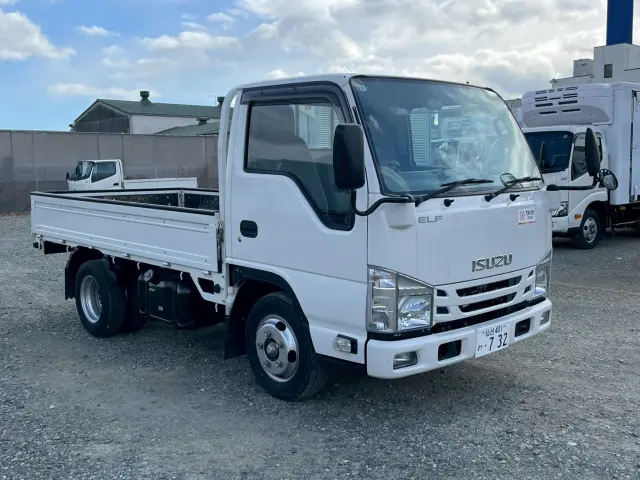 いすゞ エルフ TRG-NJR85A(2WD)の写真3