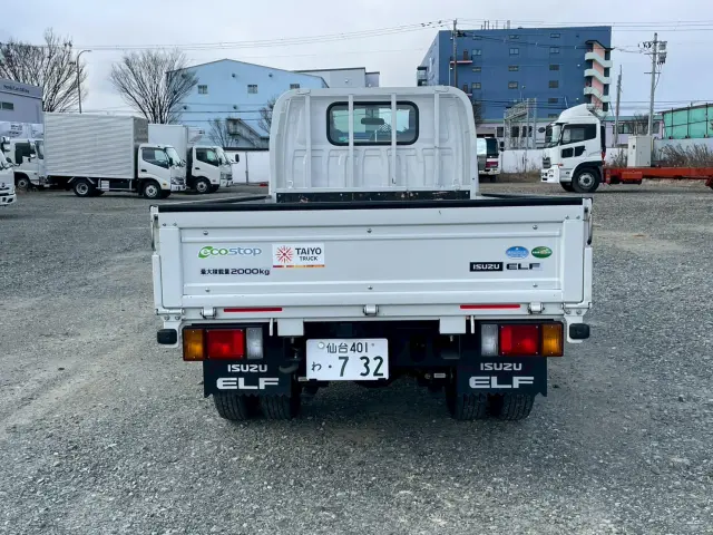いすゞ エルフ TRG-NJR85A(2WD)の写真5