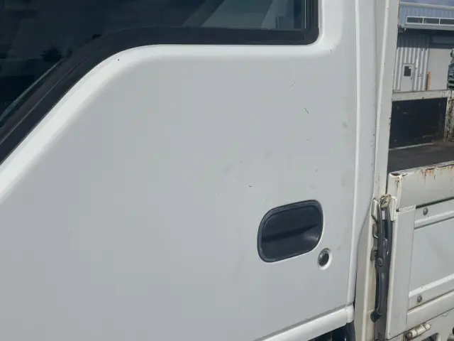 いすゞ エルフ TRG-NJR85A(2WD)の写真20