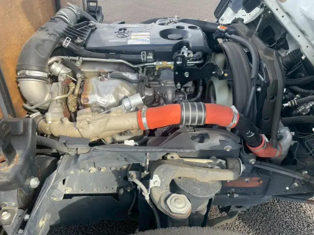 いすゞ エルフ TRG-NJR85A(2WD)の写真25