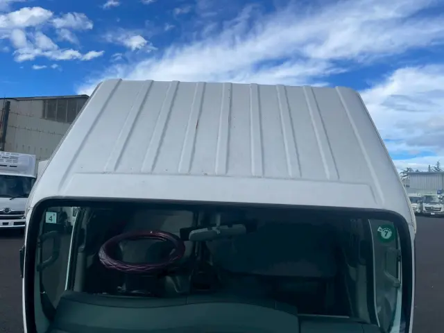 いすゞ エルフ TRG-NJR85A(2WD)の写真33