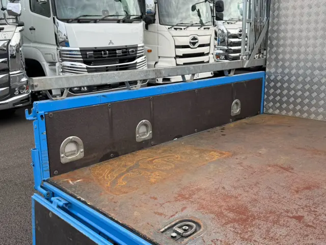 日野 デュトロ 2RG-XZU605M(2WD)の写真13