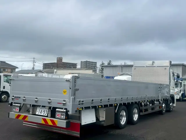 日野 プロフィア 2KG-FW1AHC(8x4)の写真4