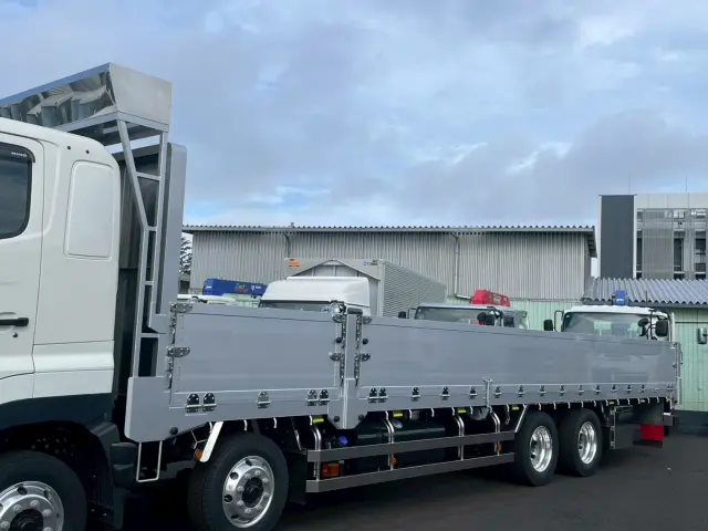 日野 プロフィア 2KG-FW1AHC(8x4)の写真7