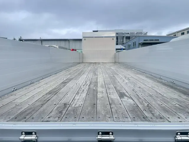 日野 プロフィア 2KG-FW1AHC(8x4)の写真11