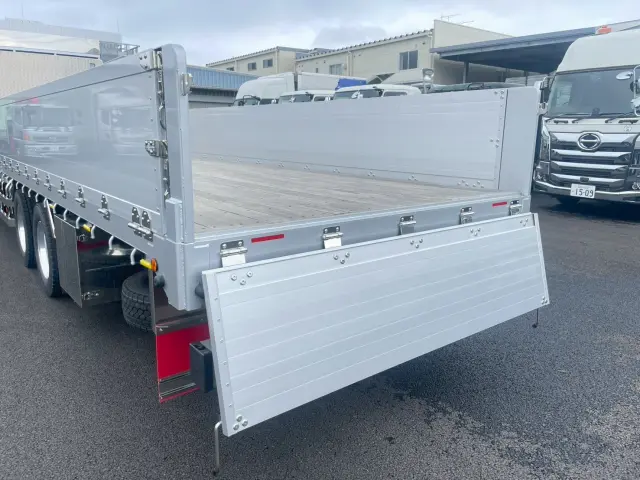 日野 プロフィア 2KG-FW1AHC(8x4)の写真13