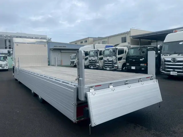 日野 プロフィア 2KG-FW1AHC(8x4)の写真15