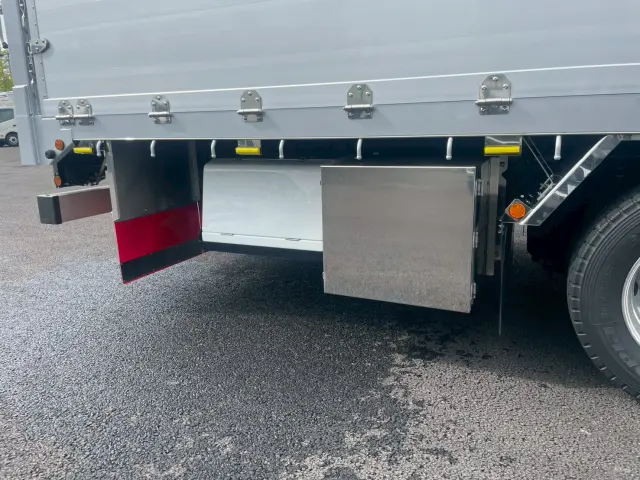 日野 プロフィア 2KG-FW1AHC(8x4)の写真23