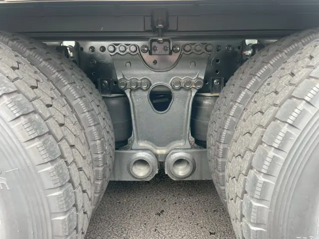 日野 プロフィア 2KG-FW1AHC(8x4)の写真29