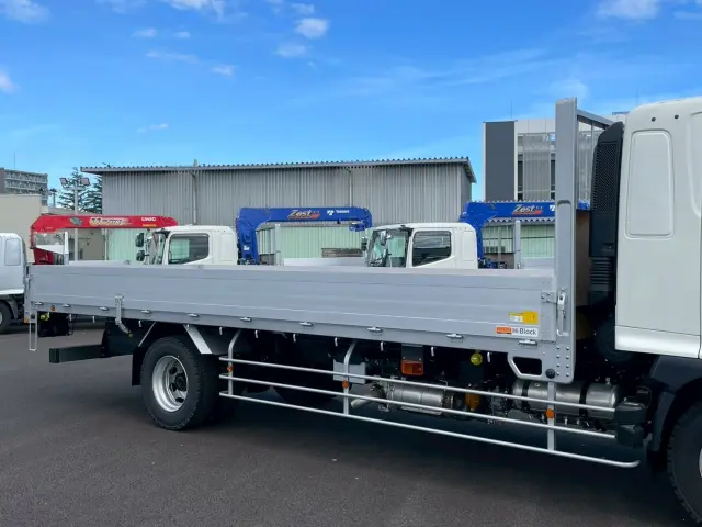 日野 レンジャー 2KG-FE2ACA(2WD)の写真8