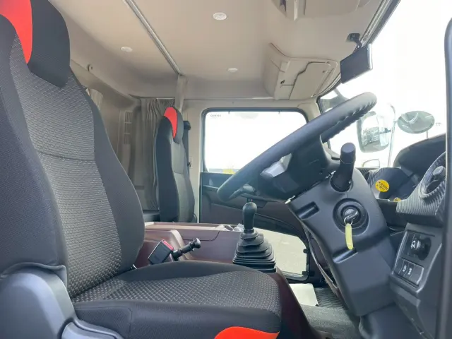 日野 レンジャー 2KG-FE2ACA(2WD)の写真31