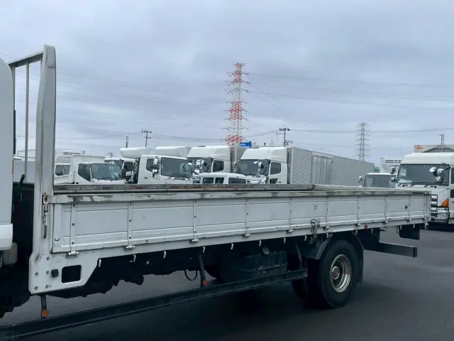 いすゞ フォワード TKG-FRR90S2(2WD)の写真7