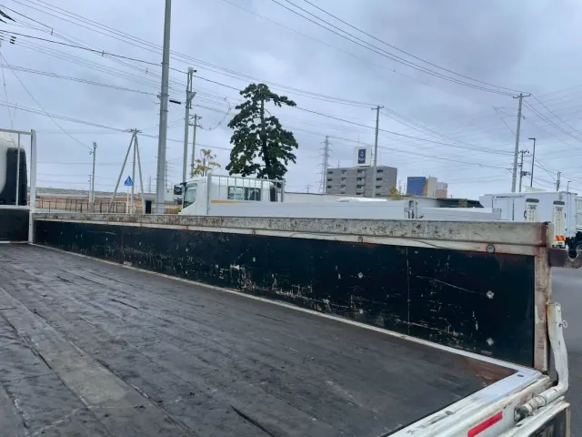 いすゞ フォワード TKG-FRR90S2(2WD)の写真12