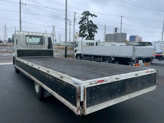 いすゞ フォワード TKG-FRR90S2(2WD)の写真15