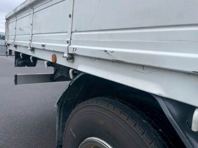 いすゞ フォワード TKG-FRR90S2(2WD)の写真21