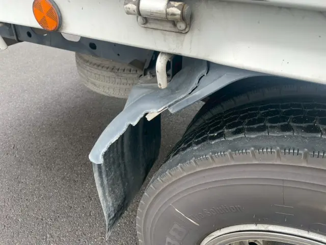 いすゞ フォワード TKG-FRR90S2(2WD)の写真22