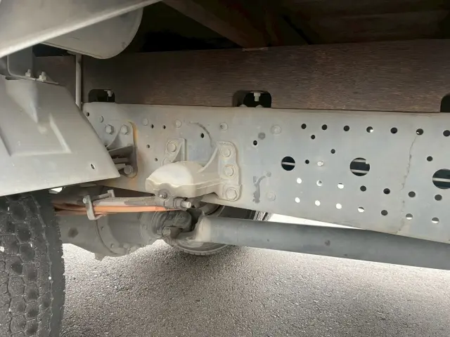 いすゞ フォワード TKG-FRR90S2(2WD)の写真35