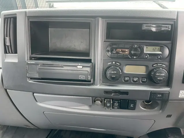 いすゞ フォワード TKG-FRR90S2(2WD)の写真49