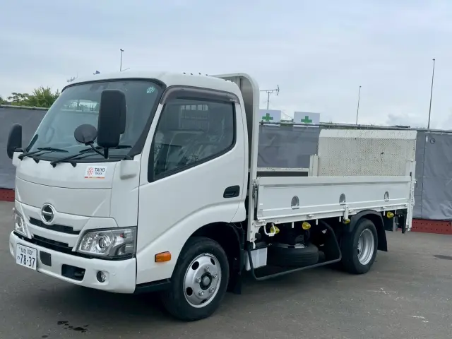 日野 デュトロ 2RG-XZC645M(2WD)の写真1
