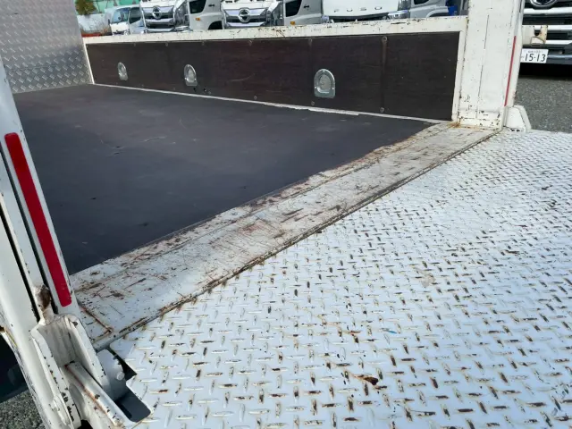 日野 デュトロ 2RG-XZC645M(2WD)の写真13