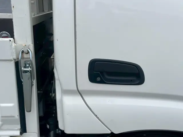 日野 デュトロ 2RG-XZC645M(2WD)の写真27