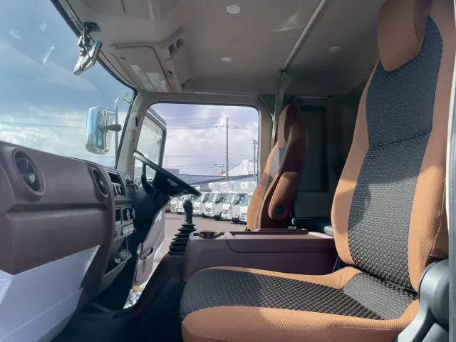 日野 レンジャー 2PG-FD2ABG(2WD)の写真30