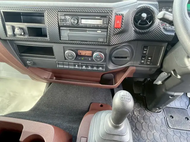 日野 レンジャー 2PG-FD2ABG(2WD)の写真25