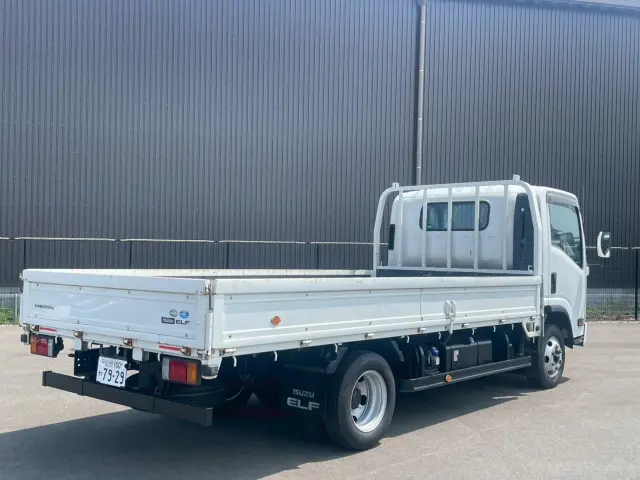 いすゞ エルフ 2PG-NPS88AR(4WD)の写真4