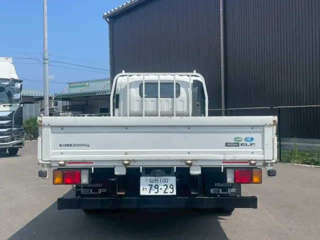 いすゞ エルフ 2PG-NPS88AR(4WD)の写真5