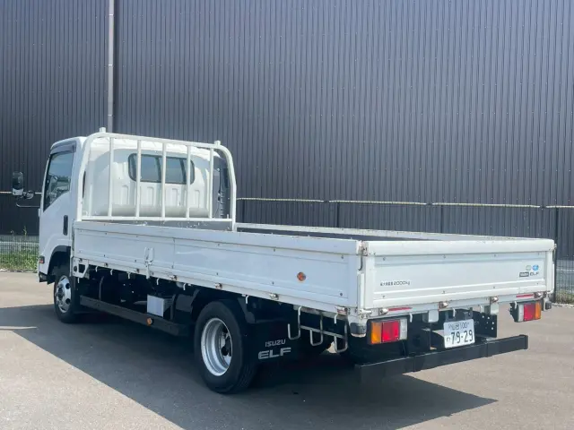 いすゞ エルフ 2PG-NPS88AR(4WD)の写真6