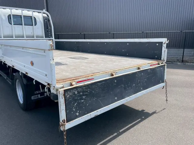 いすゞ エルフ 2PG-NPS88AR(4WD)の写真15